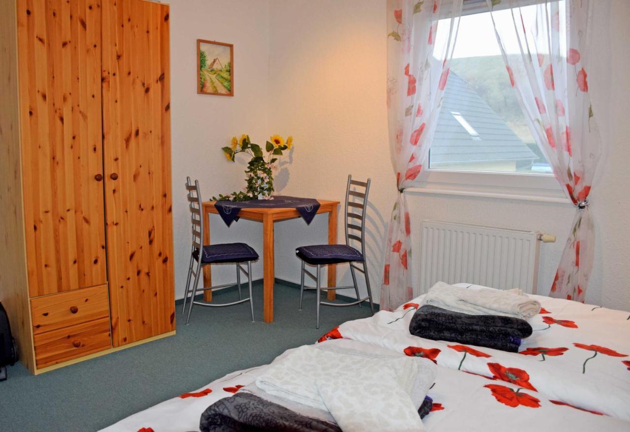 Ferienappartement Petra Kliesow Gager Quarto foto
