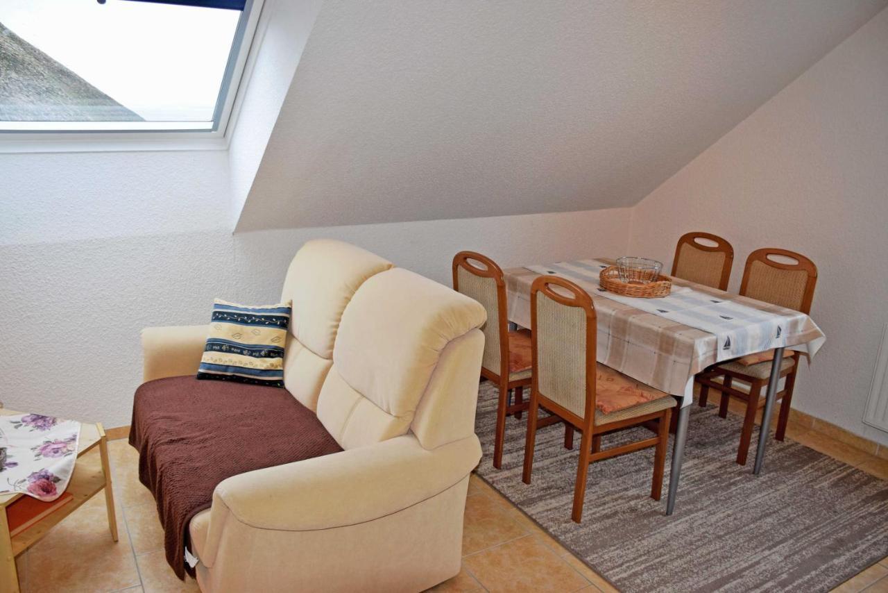 Ferienappartement Petra Kliesow Gager Quarto foto
